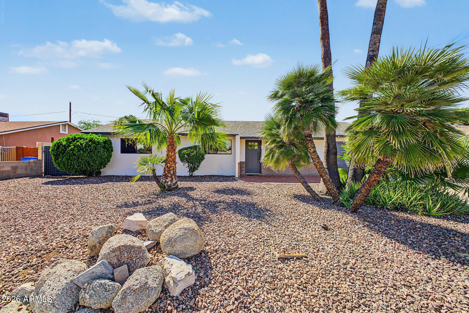 2501 E BLANCHE Drive