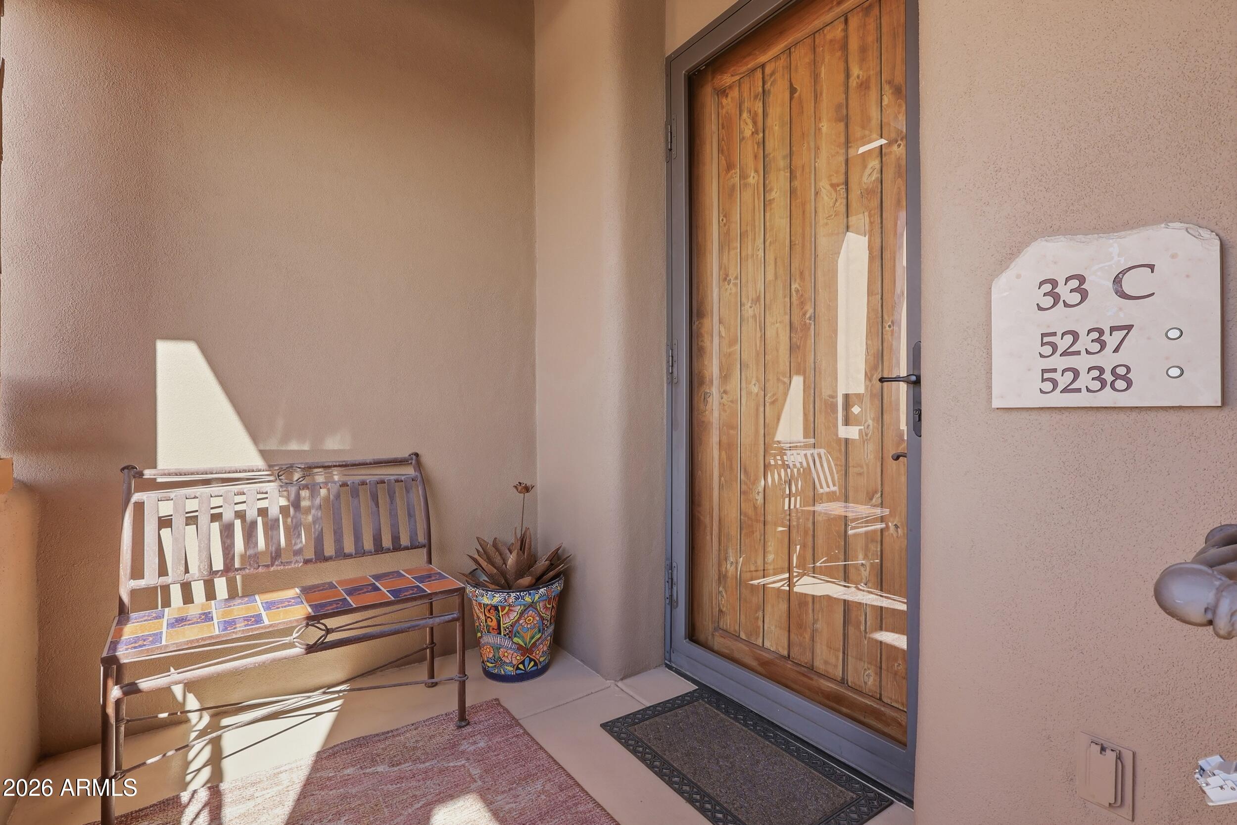 36601 N MULE TRAIN Road C33