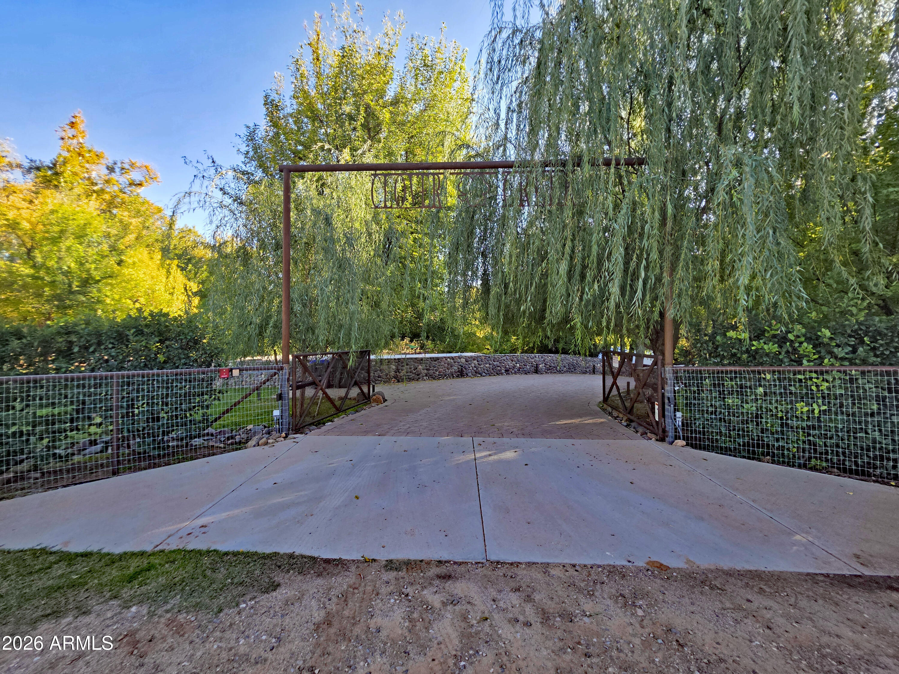 METES AND BOUNDS - Residential