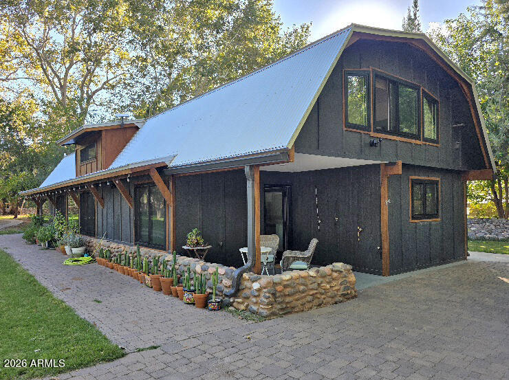 METES AND BOUNDS - Residential