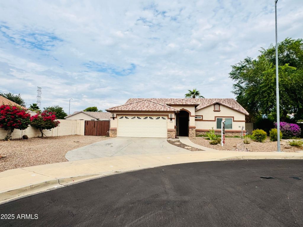 Photo of 7702 E Decatur Street, Mesa, AZ 85207 (MLS # 6931889)