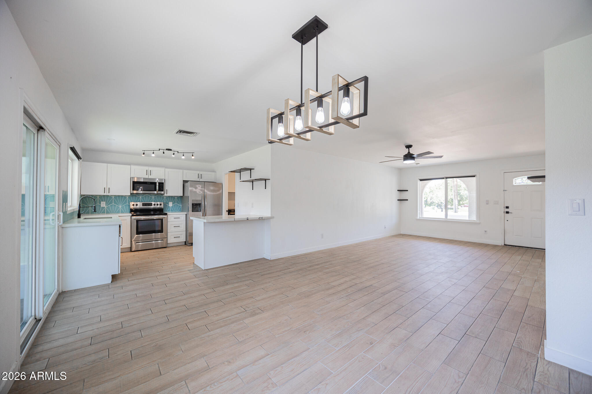 2519 W VINEYARD Road