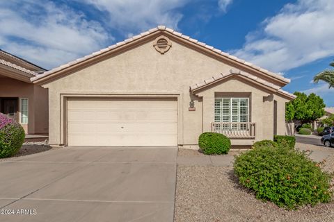 Single Family Residence in Scottsdale AZ 10707 118TH Way.jpg
