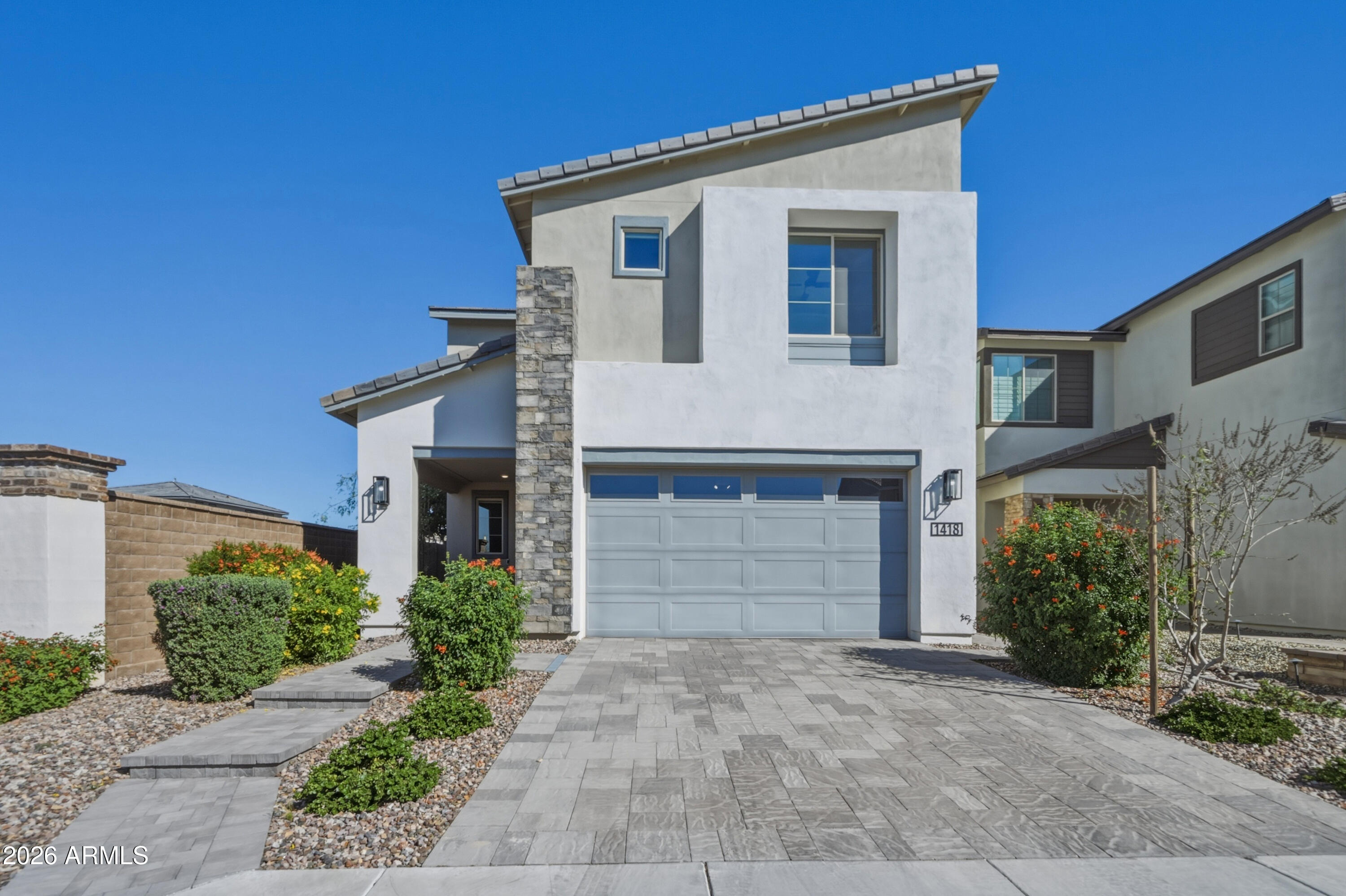 1418 E BLUE SPRUCE Lane