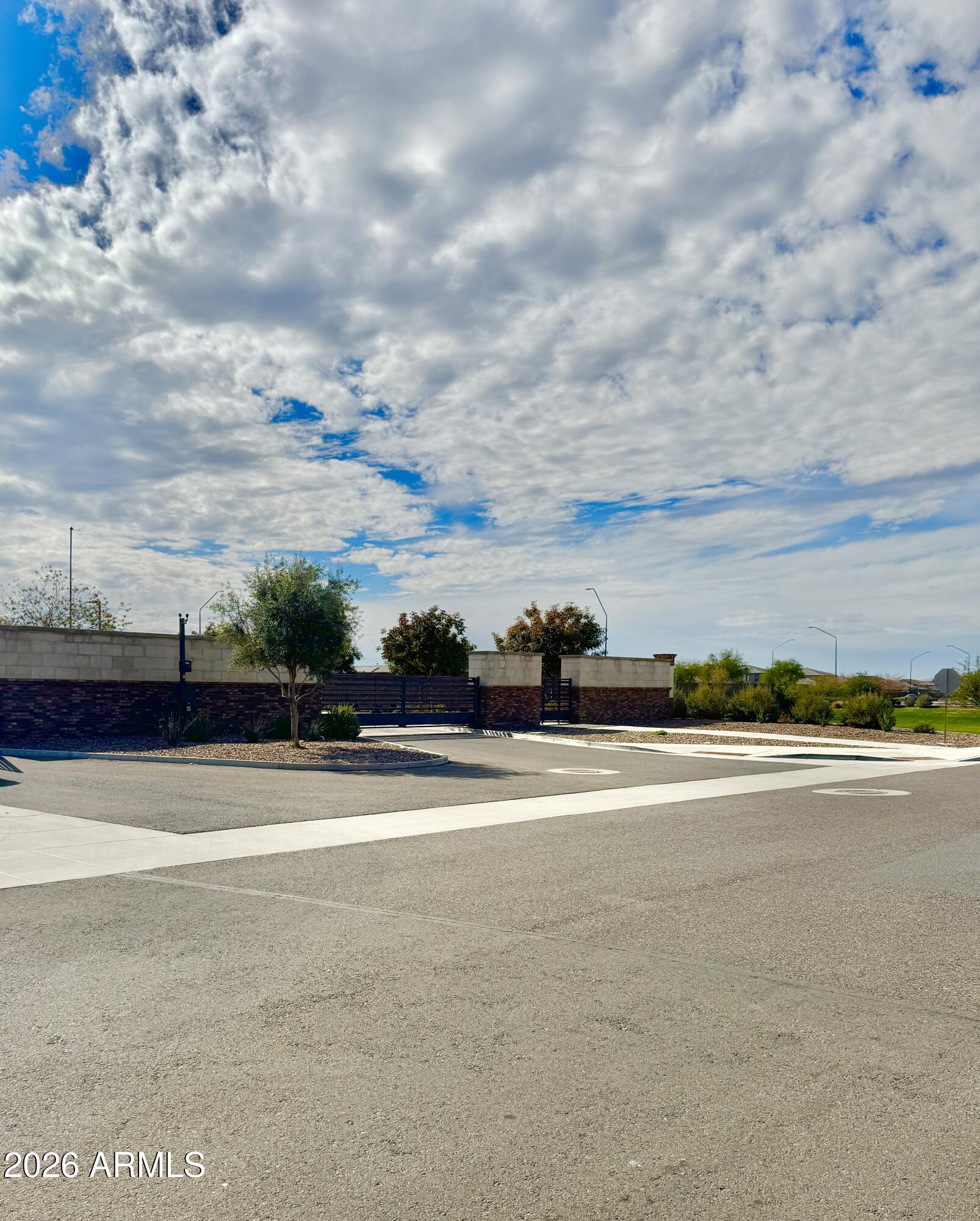 1418 E BLUE SPRUCE Lane