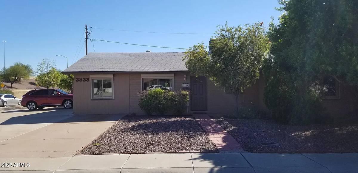3333 E THUNDERBIRD Road