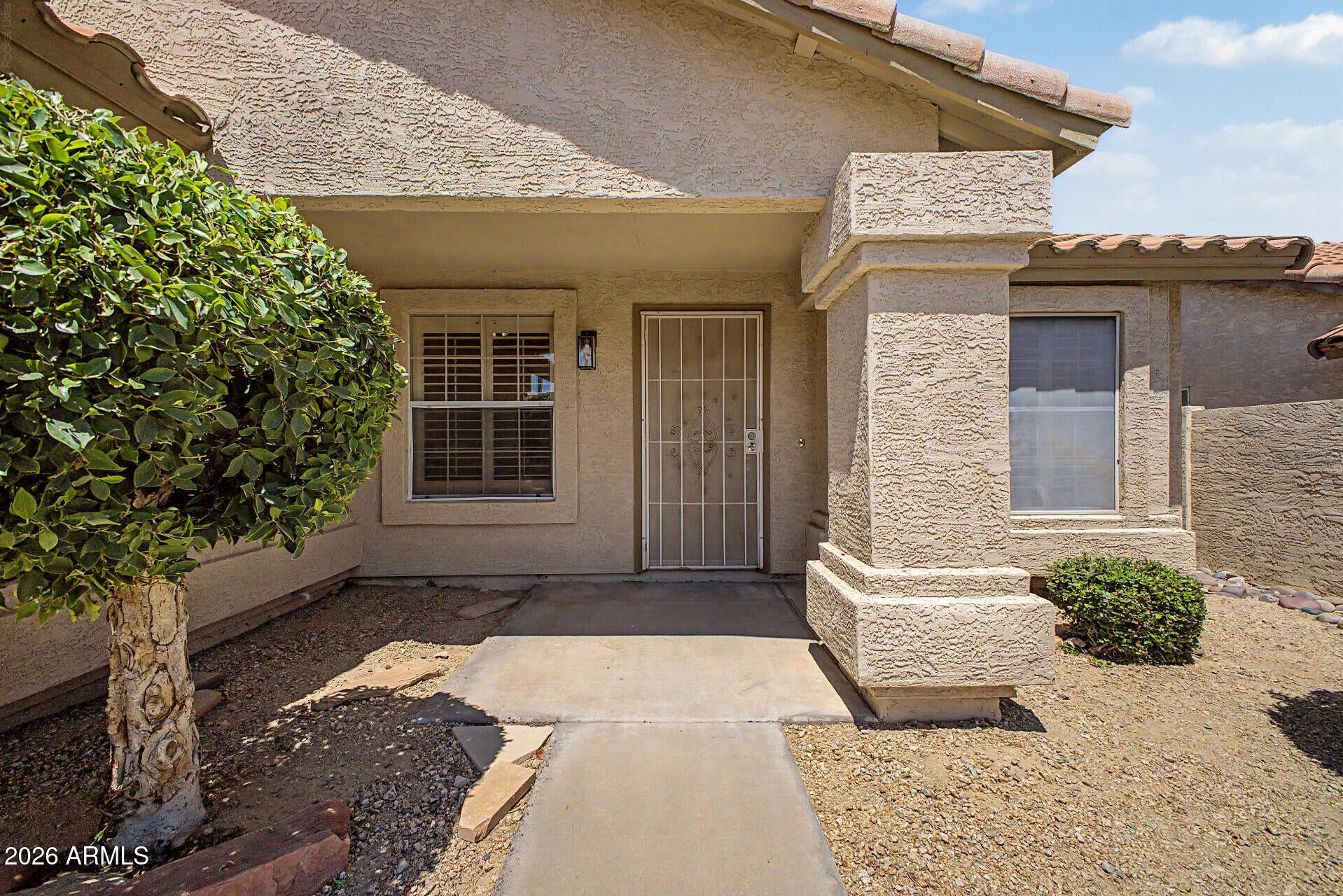 Properties 1 2434 E CATHEDRAL ROCK Drive