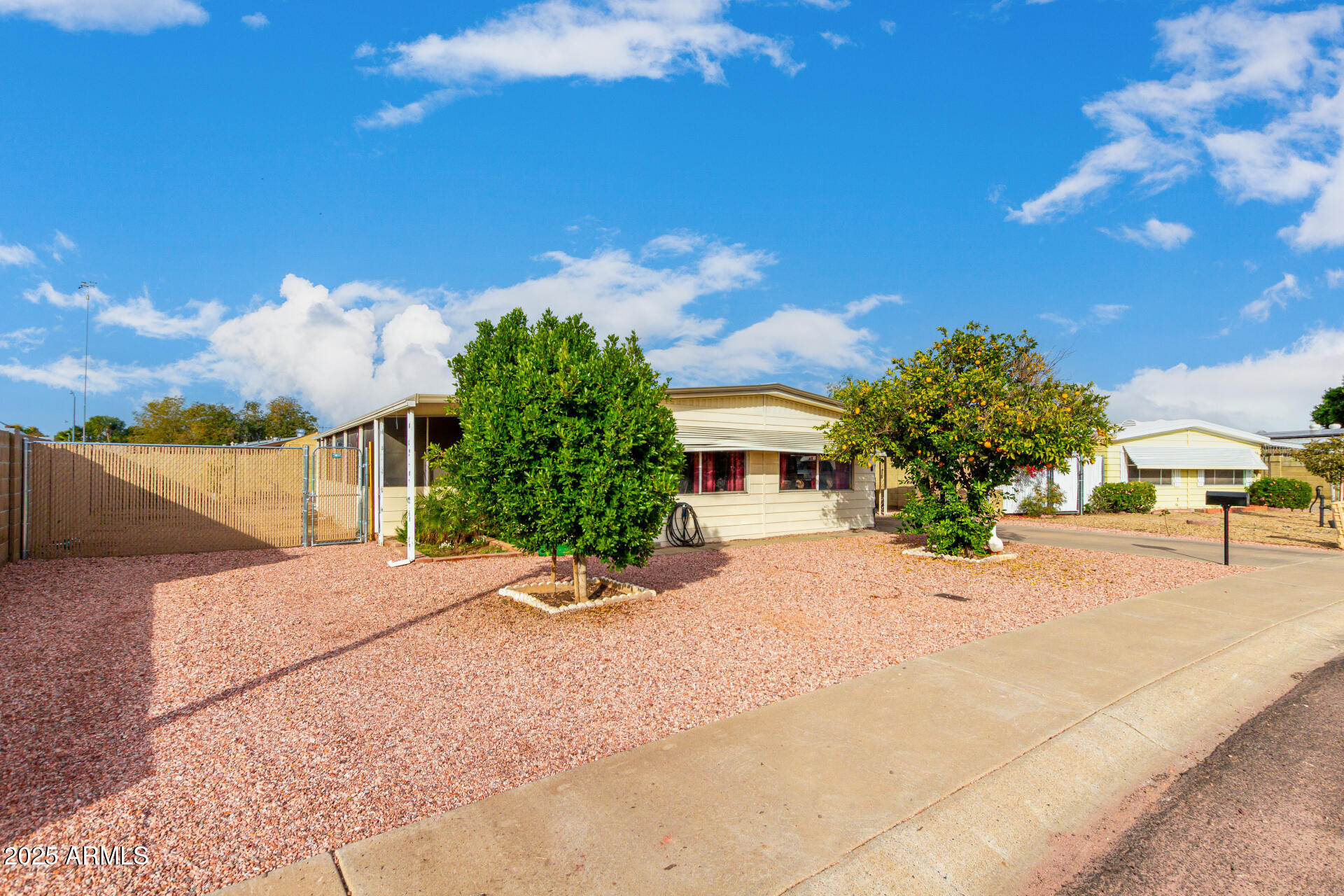 17208 N 66TH Terrace