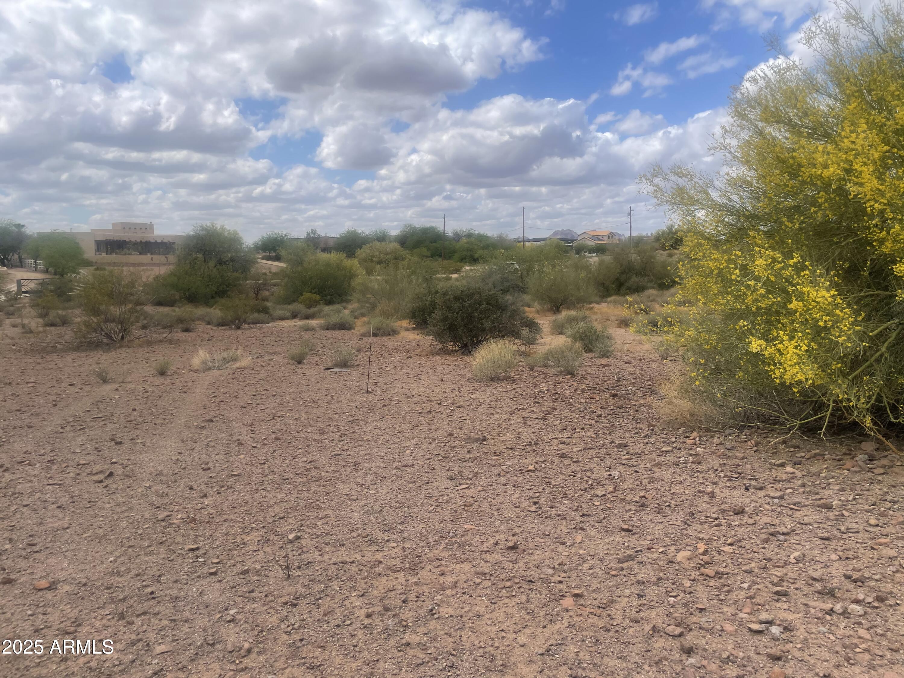 0 S Roadrunner Road -