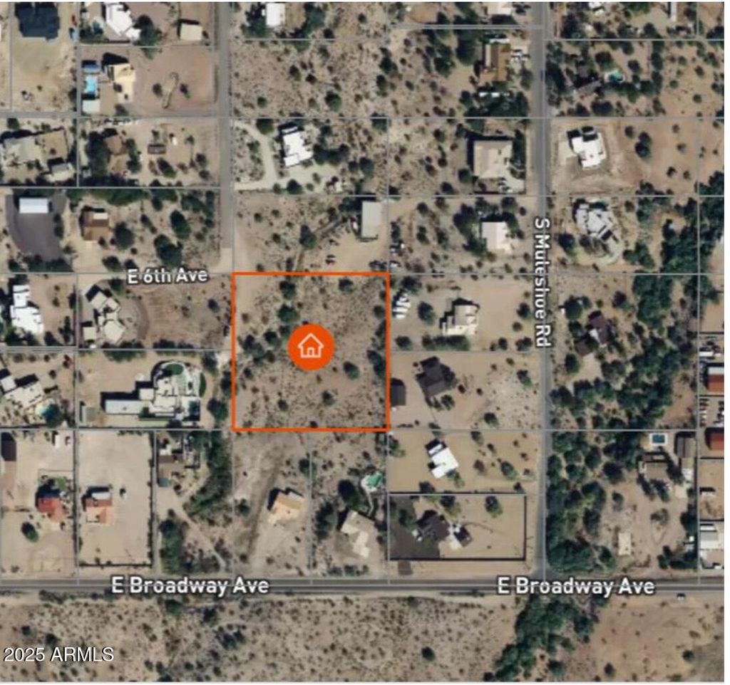 Photo of 0 S Roadrunner Road #-, Apache Junction, AZ 85119 (MLS # 6850461)
