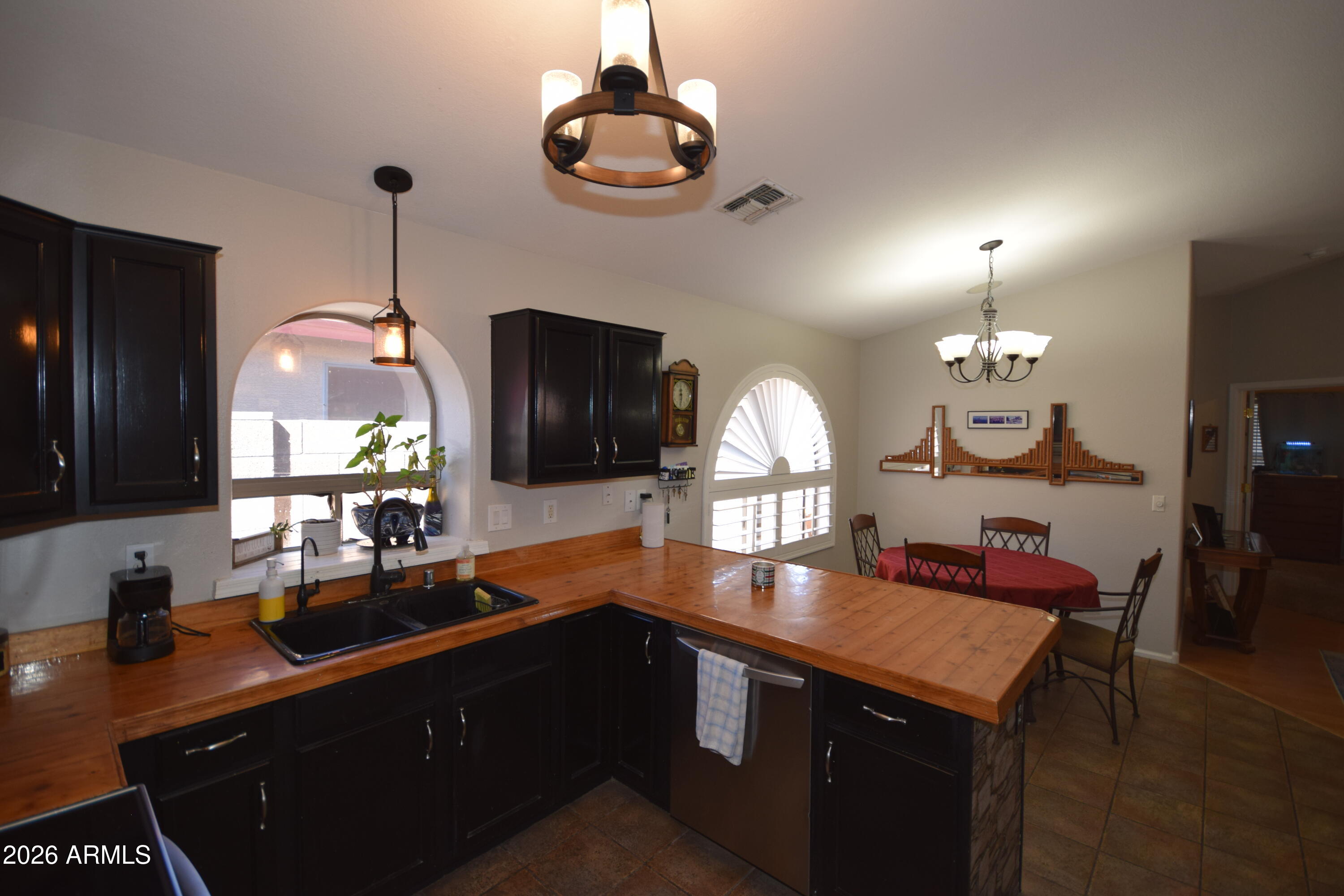 12434 W WINDSOR Boulevard