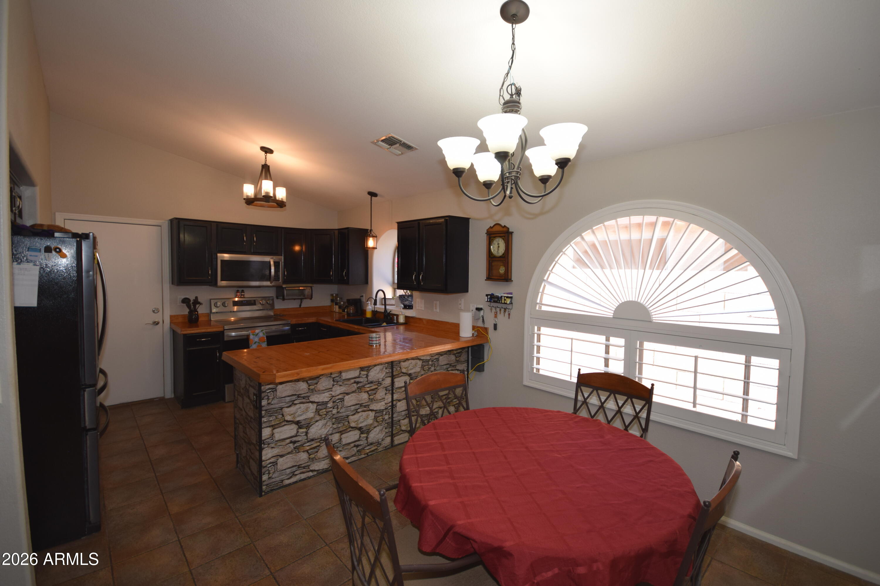 12434 W WINDSOR Boulevard