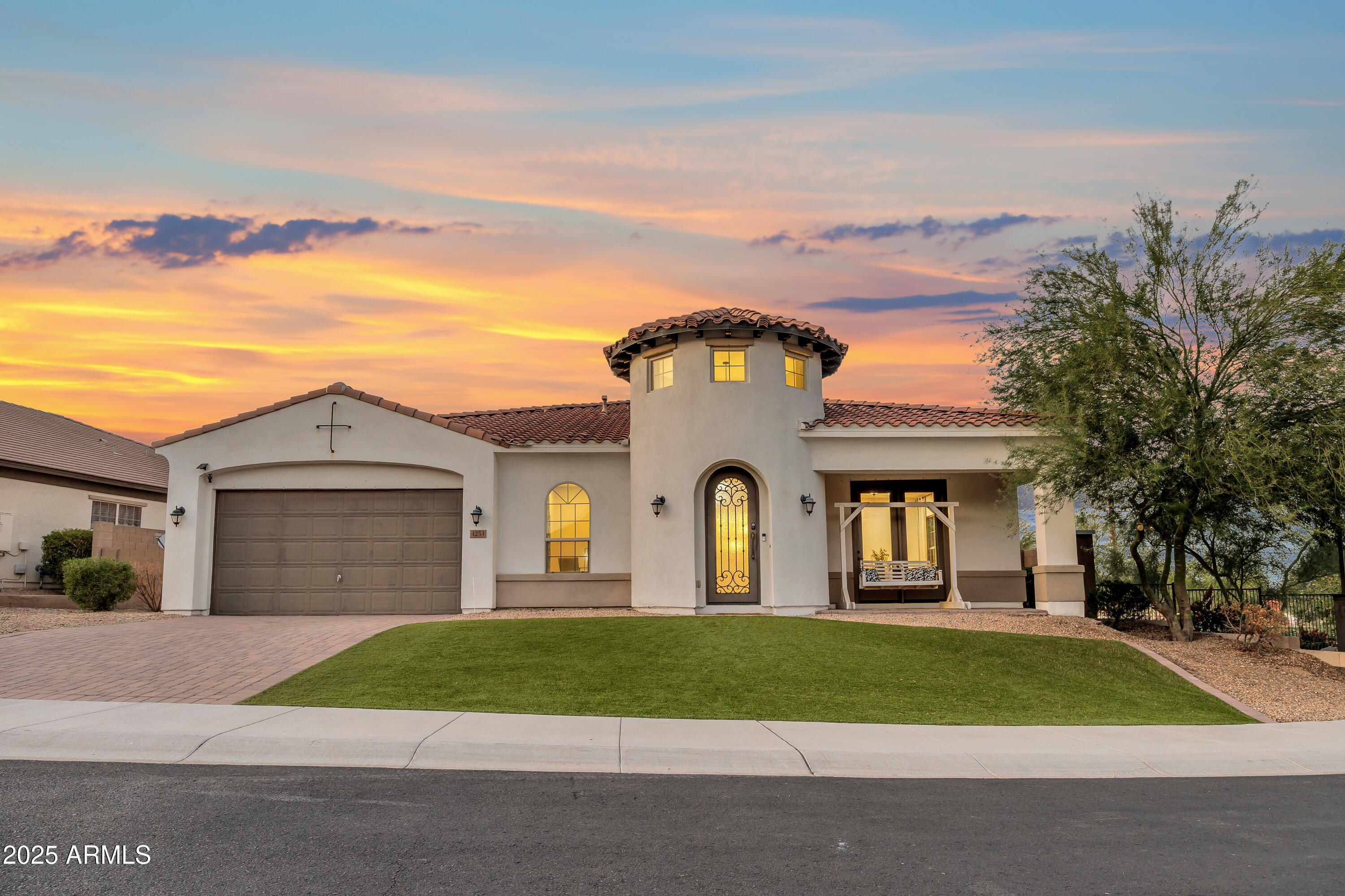 4254 E VALENCIA Drive