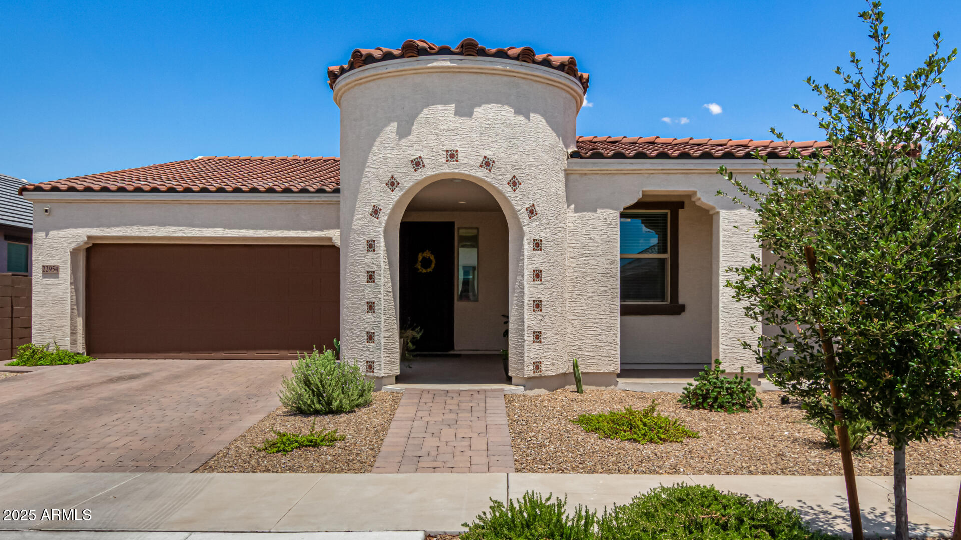 22954 E CALLE LUNA -- E