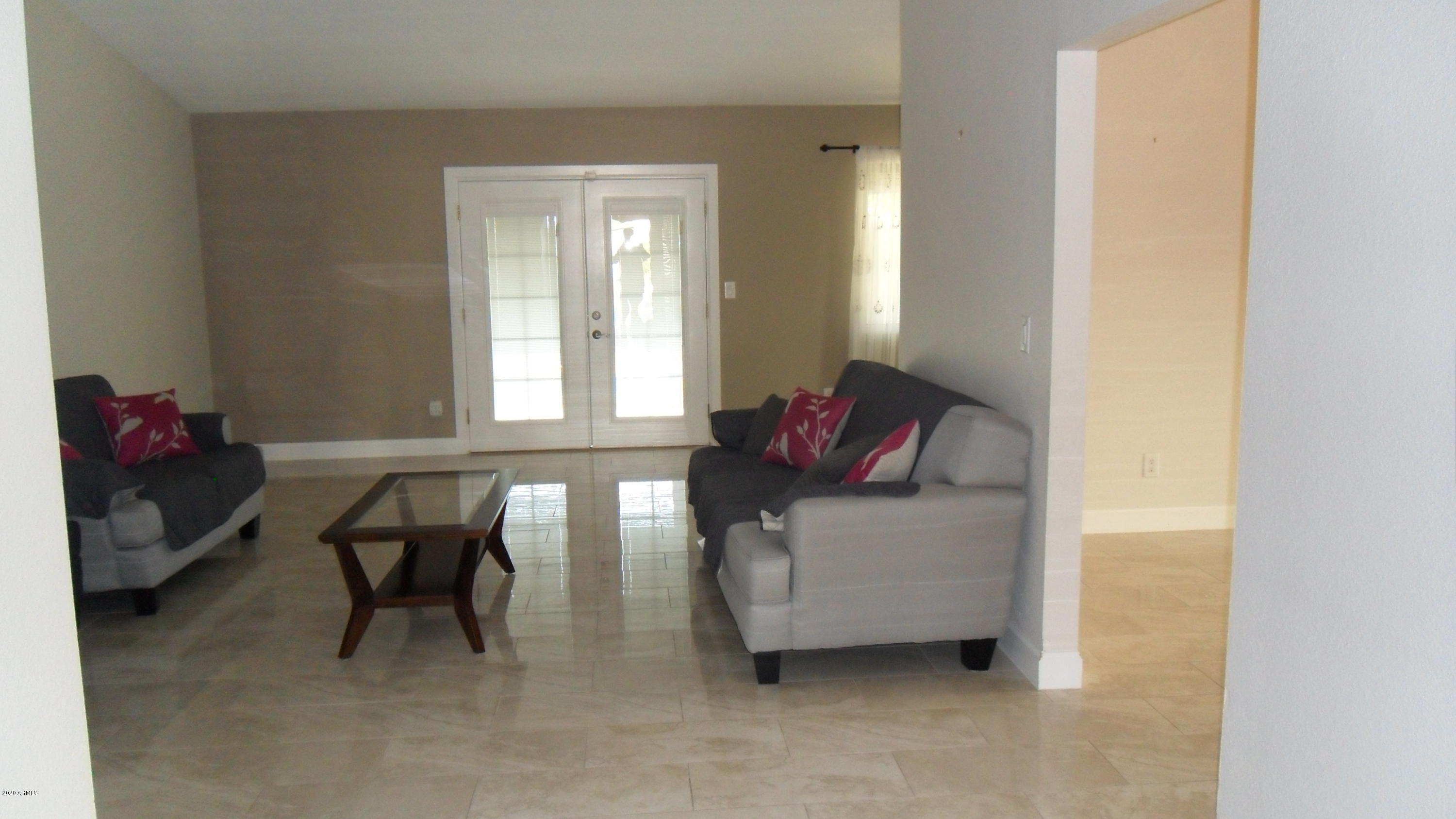 7839 W MESCAL Street