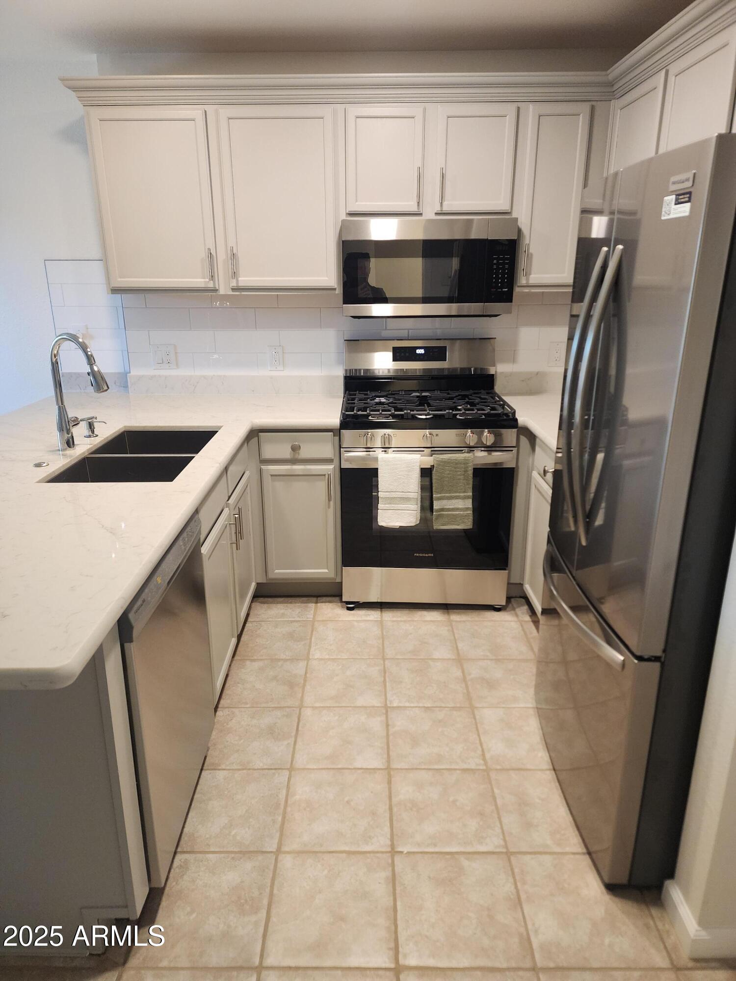 125 S 56TH Street 12