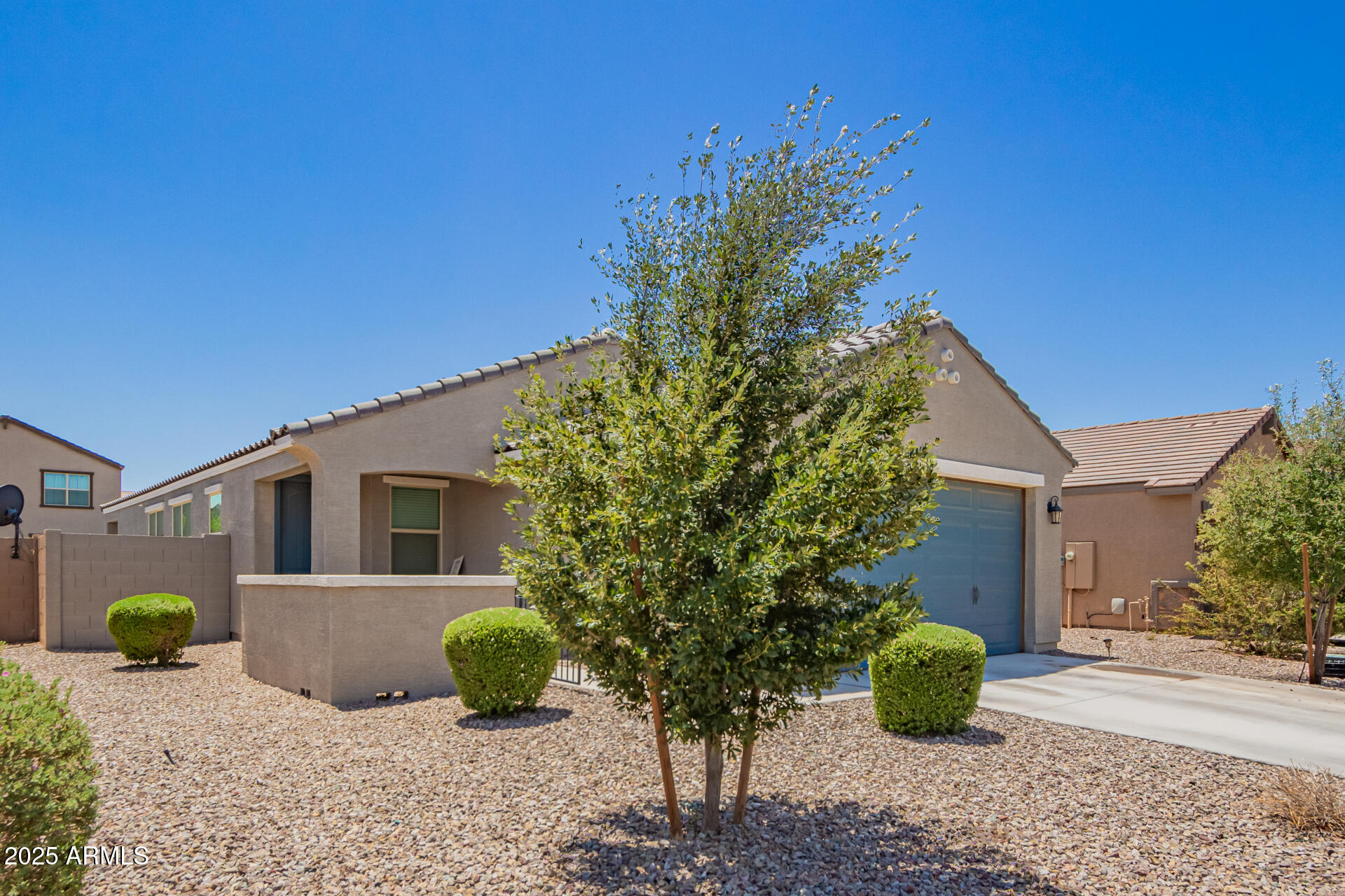 40441 W HILLMAN Drive