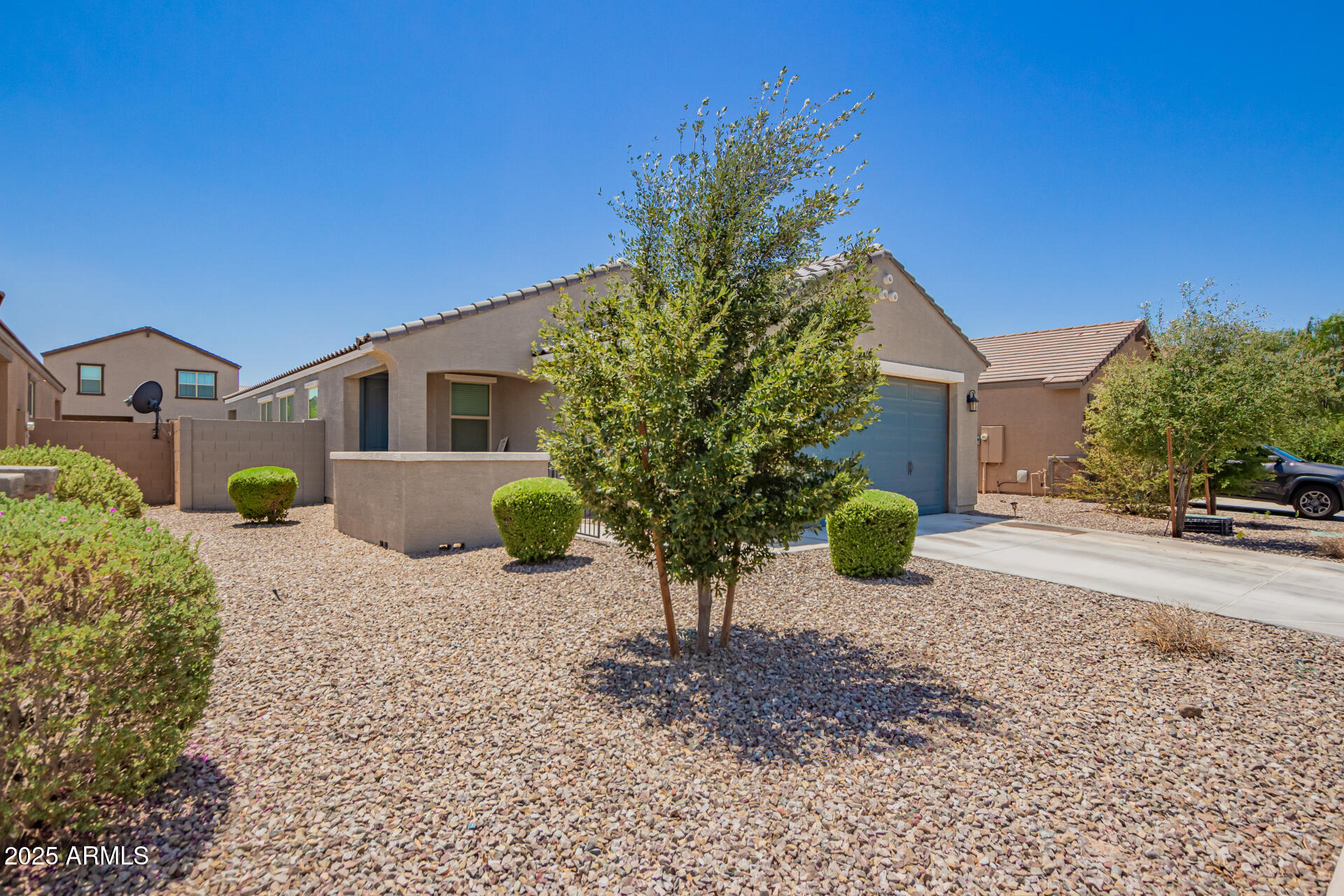 40441 W HILLMAN Drive