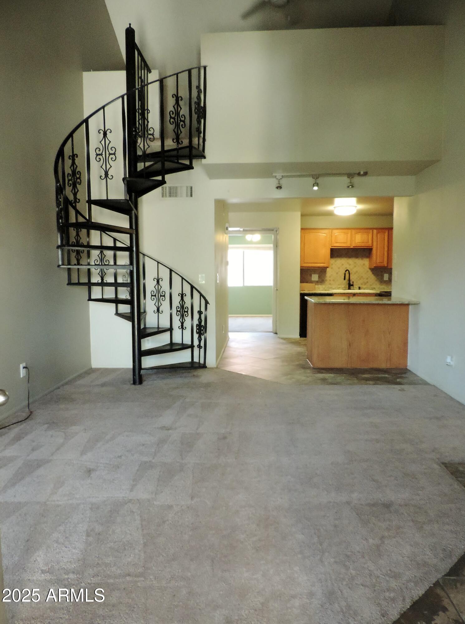 30 E BROWN Road 2113