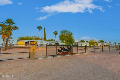 Single Family Residence in Apache Junction AZ 2009 RAINDANCE Road 67.jpg