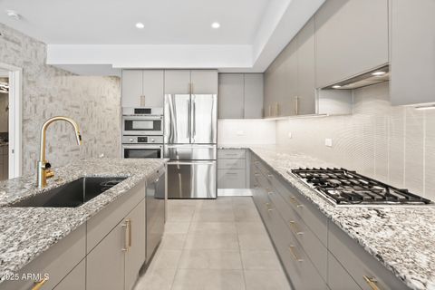 7180 E KIERLAND Boulevard 815 Scottsdale AZ 85254