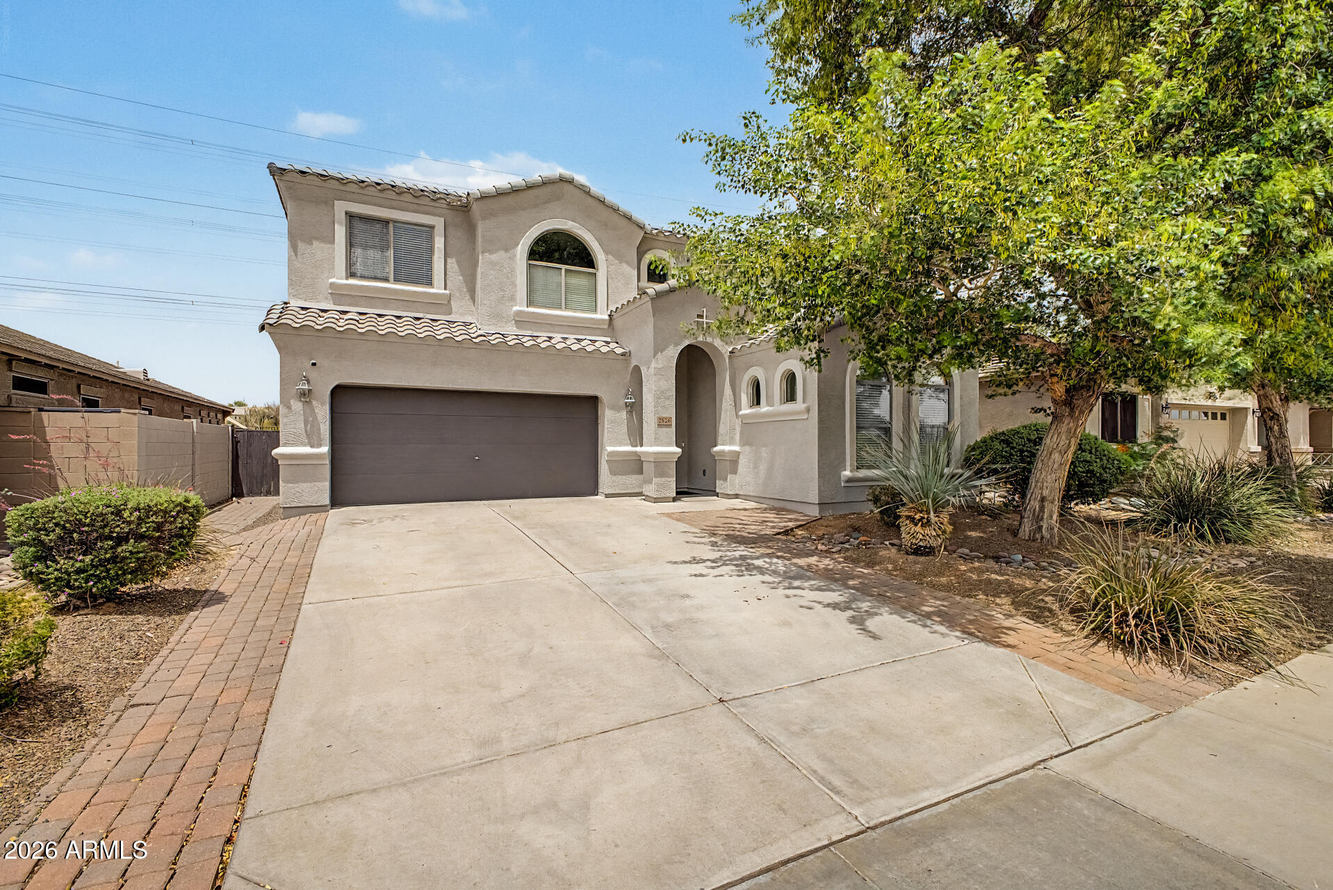 2826 E SAGUARO PARK Lane