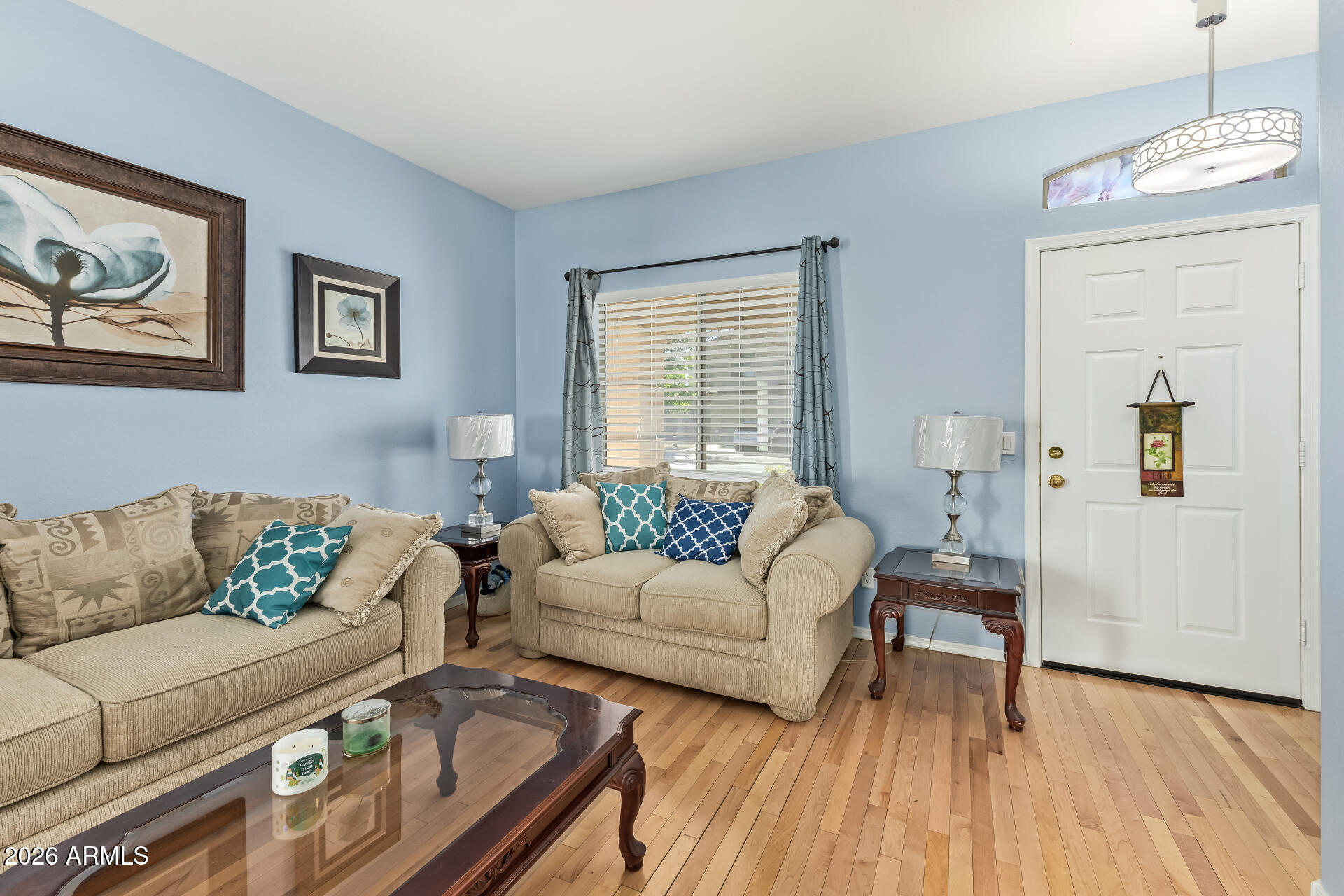 10144 E KNOWLES Avenue