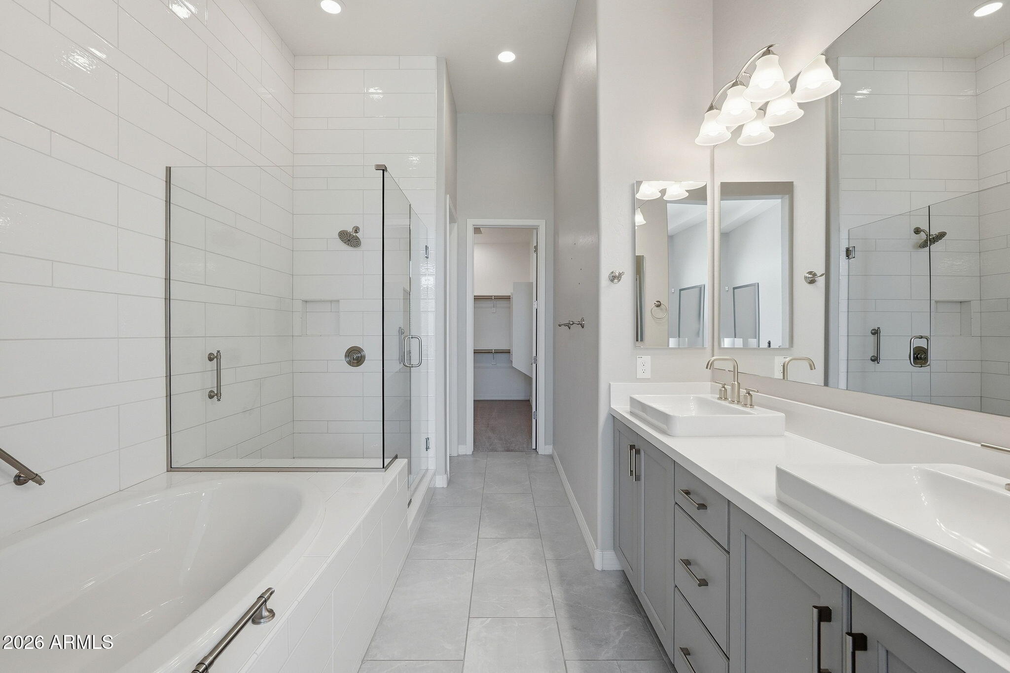 7227 E Calle Primera Vista
