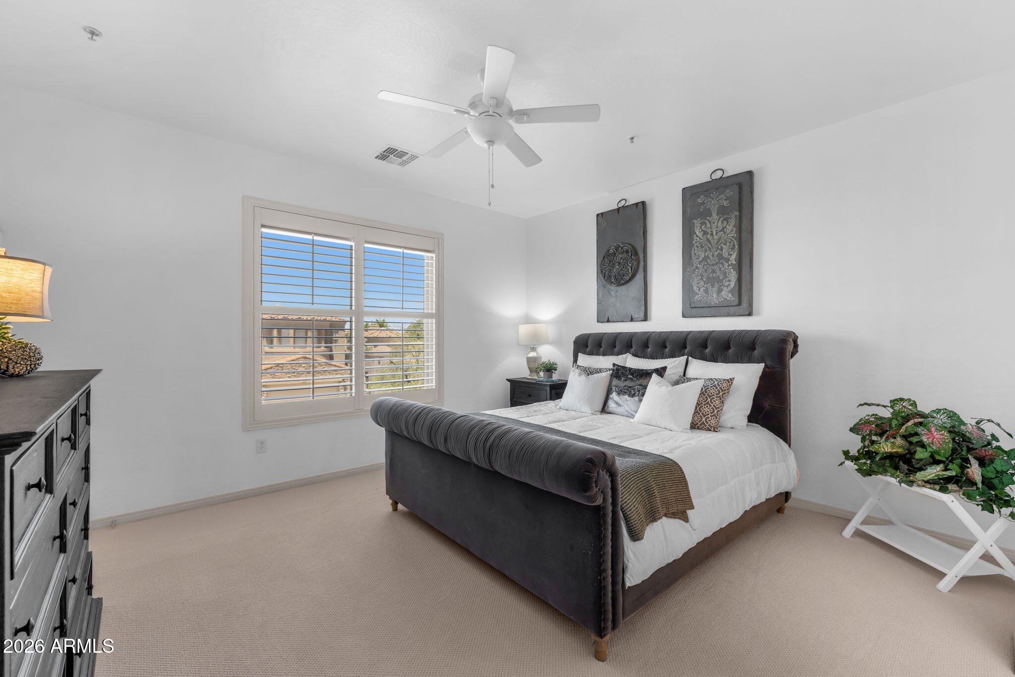 19475 N GRAYHAWK Drive 1090