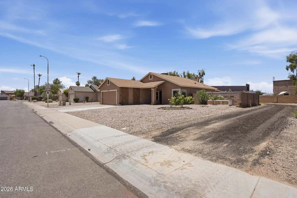 Photo of 2910 N Villas Lane, Chandler, AZ 85224 (MLS # 7048847)