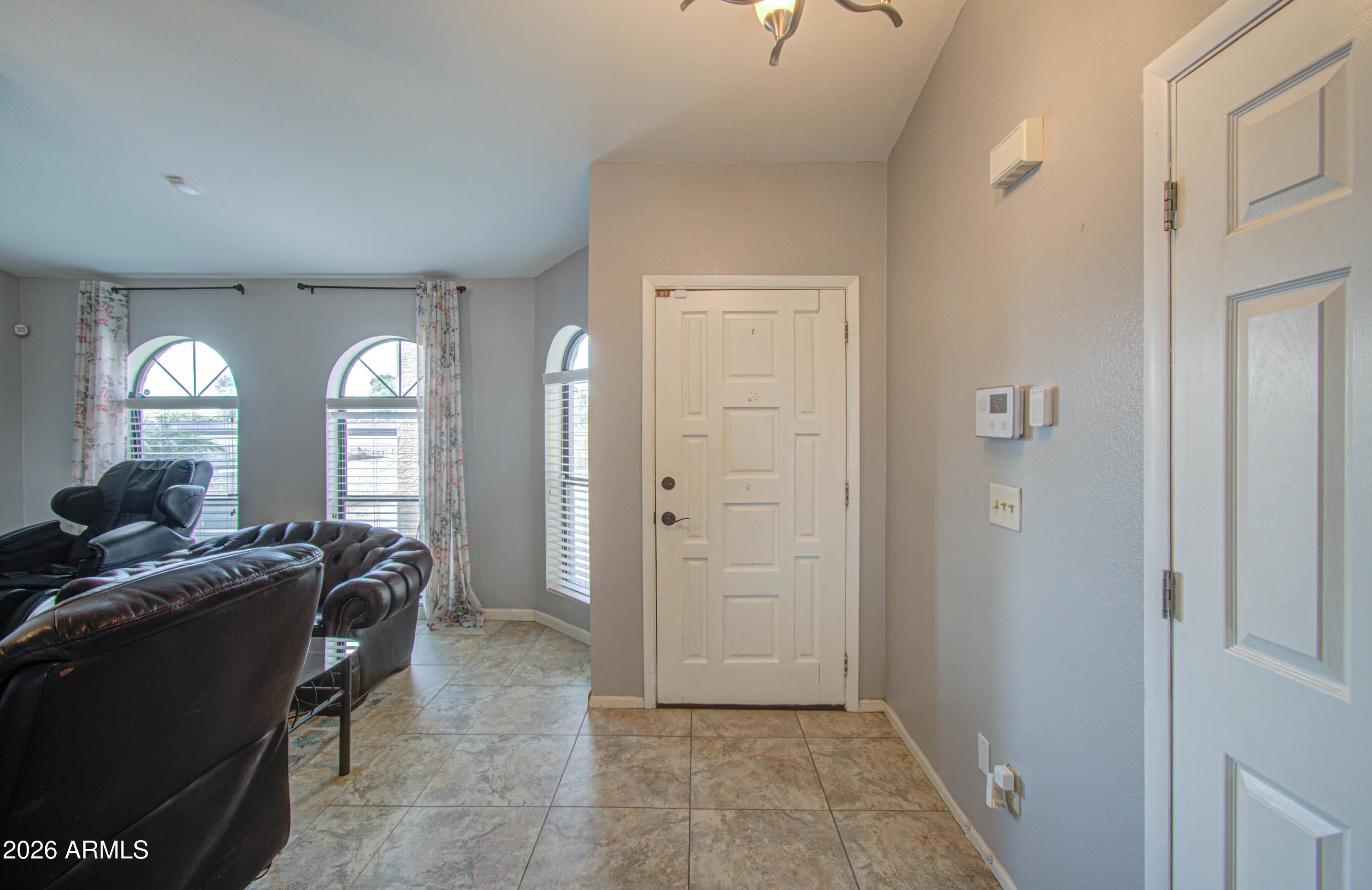 213 E Elm Lane