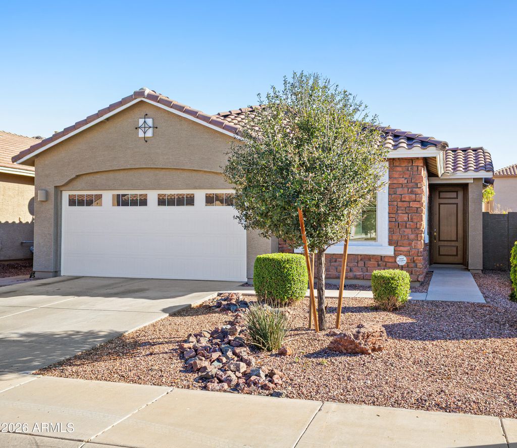Photo of 3843 E Narrowleaf Drive, Gilbert, AZ 85298 (MLS # 6969011)