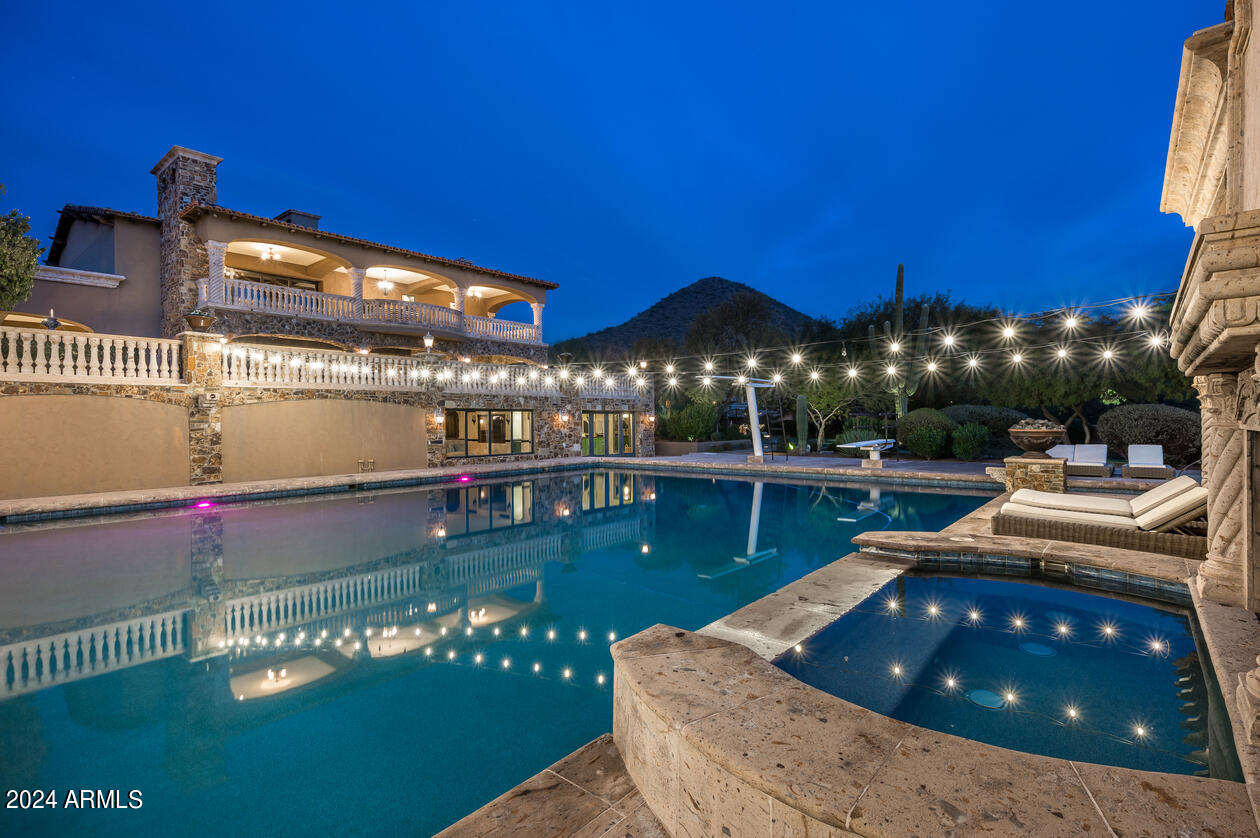 CANYON HEIGHTS - Residential