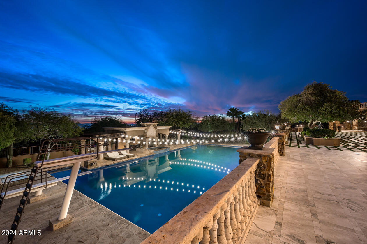 CANYON HEIGHTS - Residential