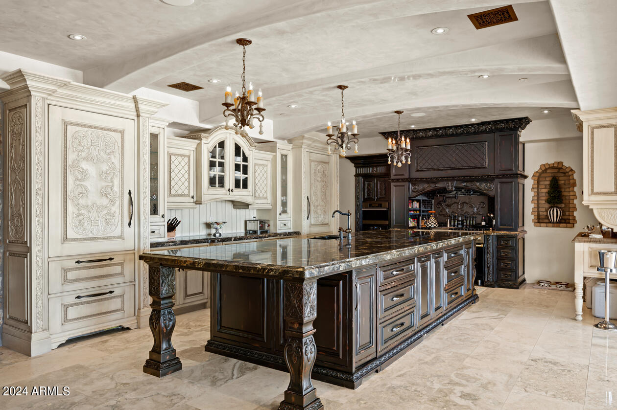 CANYON HEIGHTS - Residential