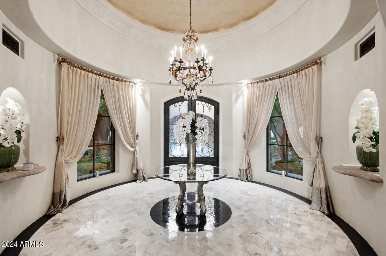 CANYON HEIGHTS - Residential