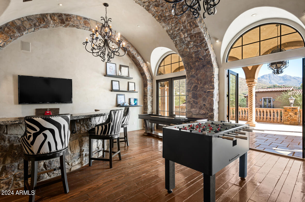CANYON HEIGHTS - Residential
