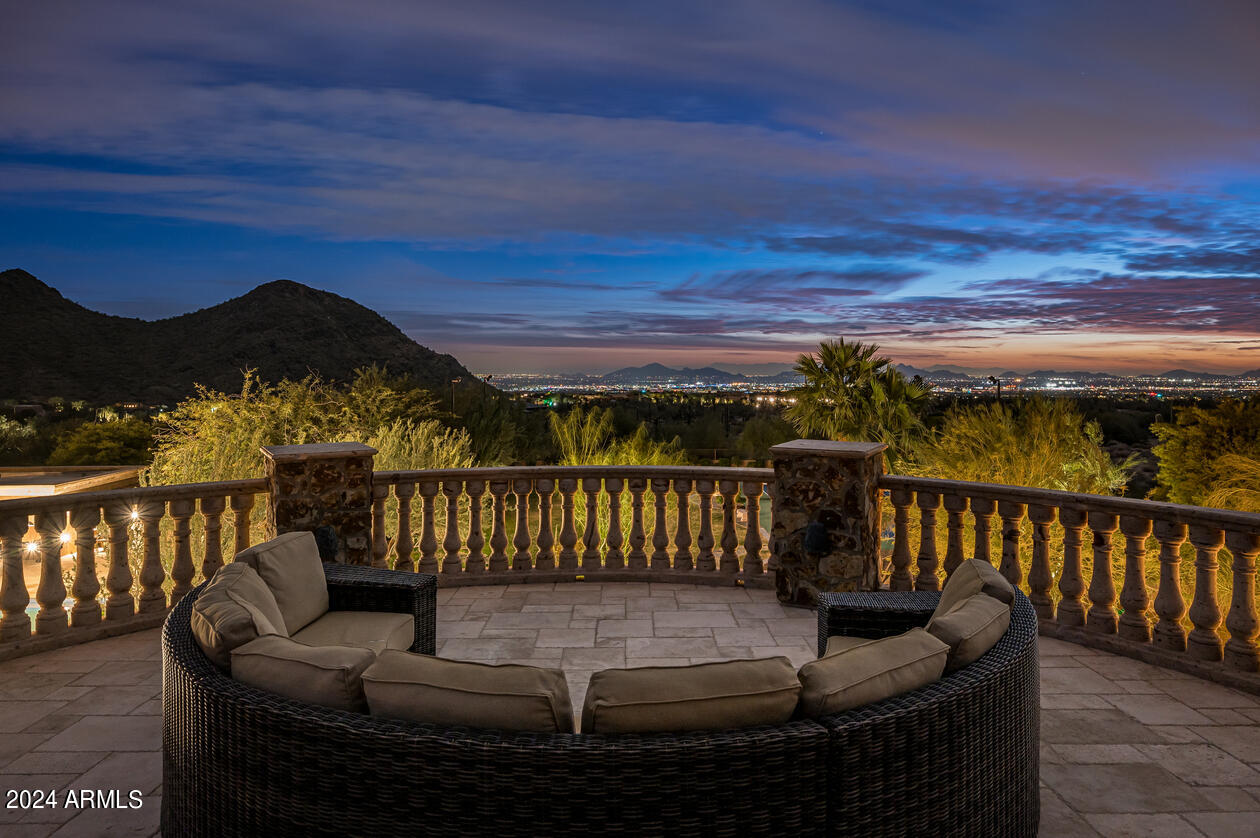 CANYON HEIGHTS - Residential