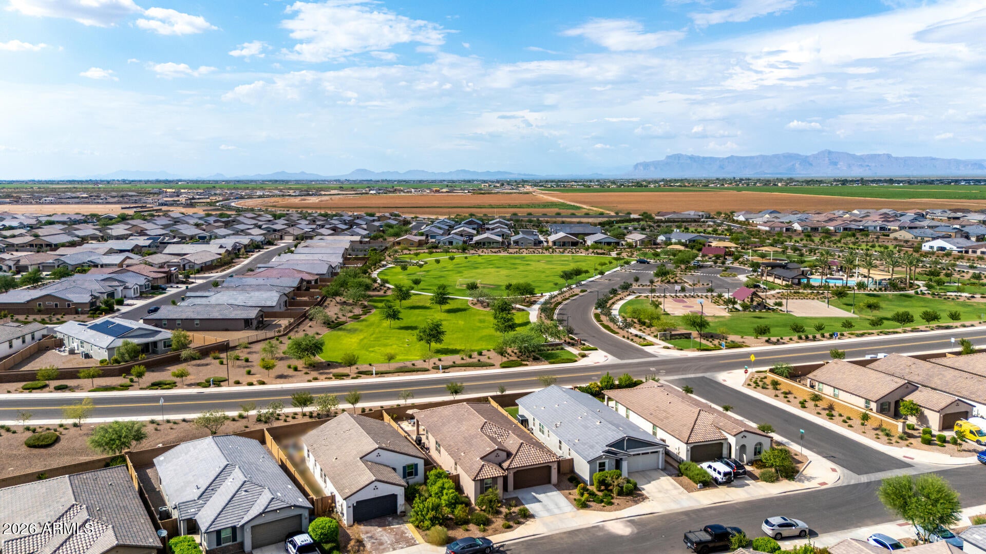 3452 E DAKOTA Drive
