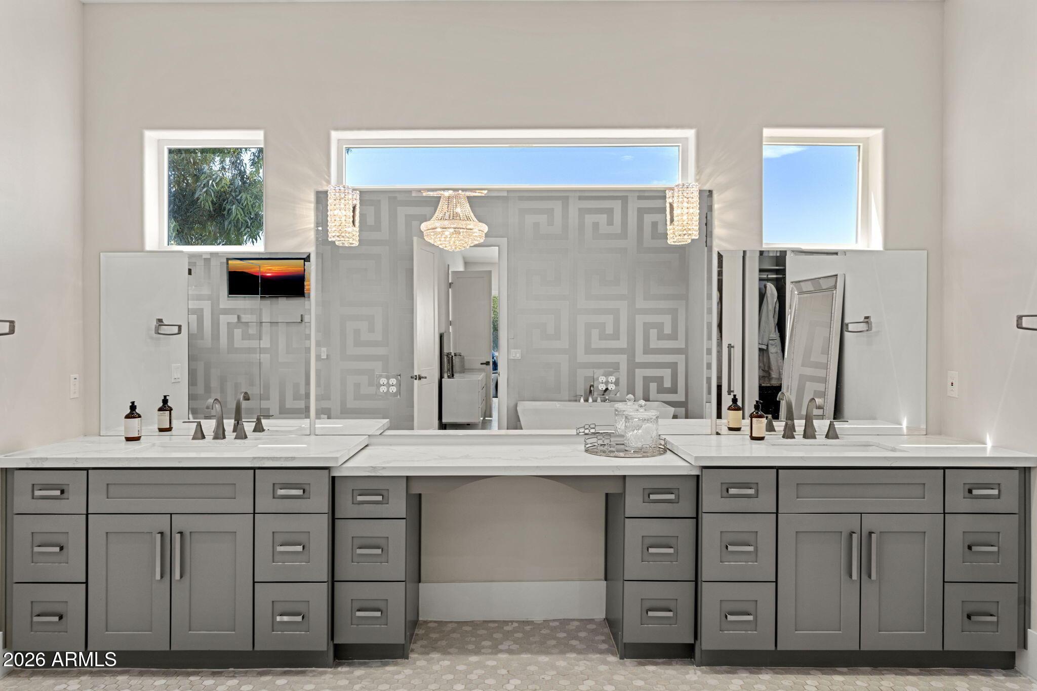 PARADISE VALLEY RANCHOS 2 - Residential