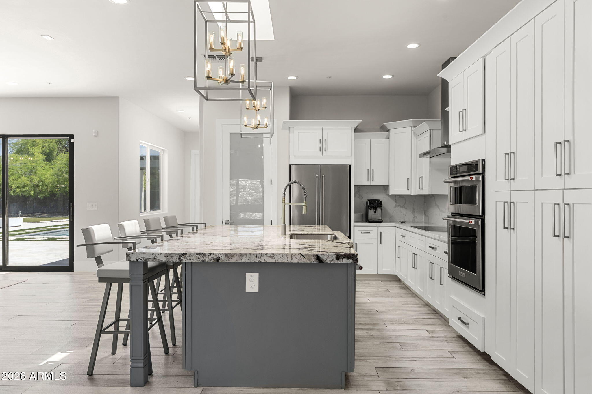 PARADISE VALLEY RANCHOS 2 - Residential