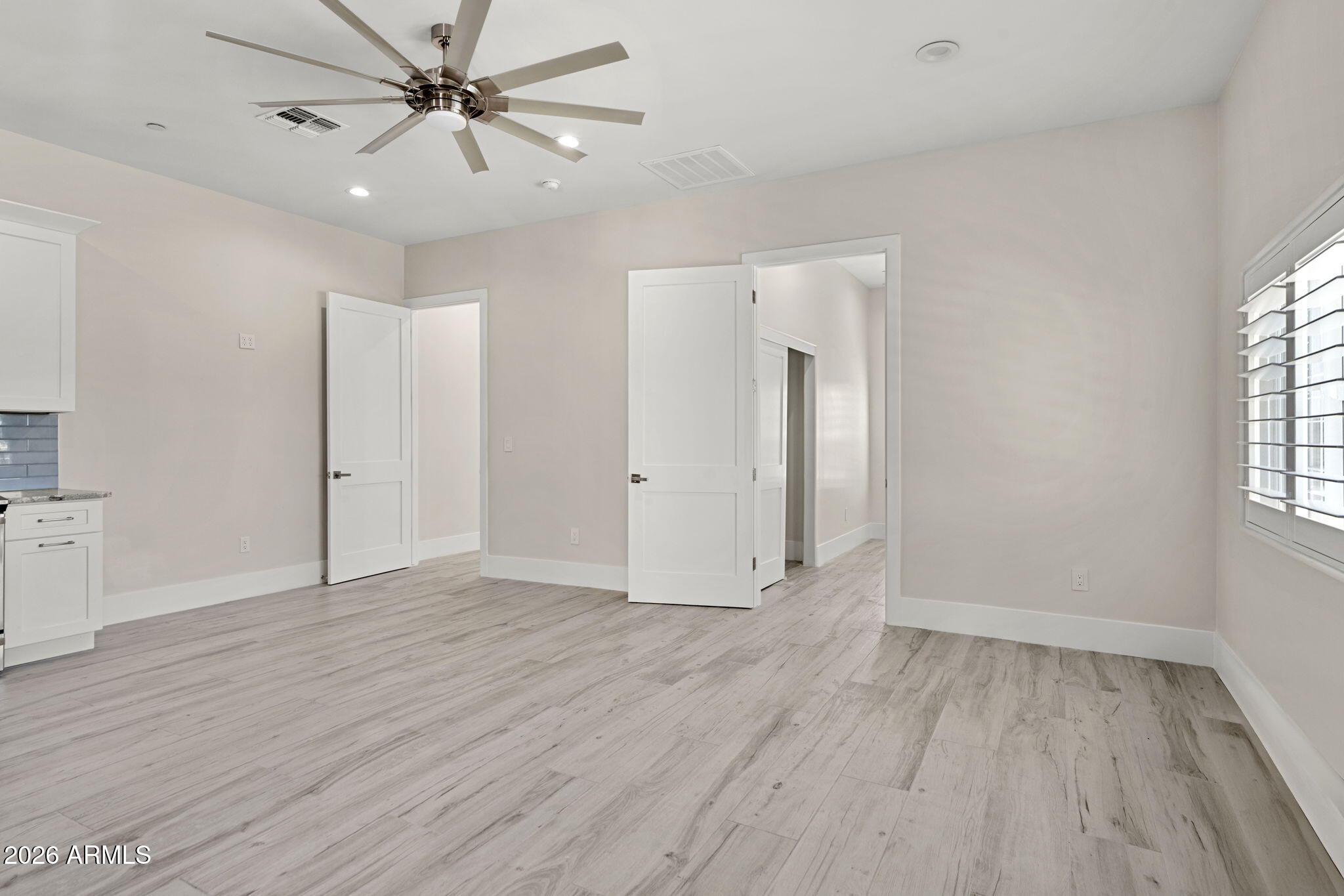 PARADISE VALLEY RANCHOS 2 - Residential