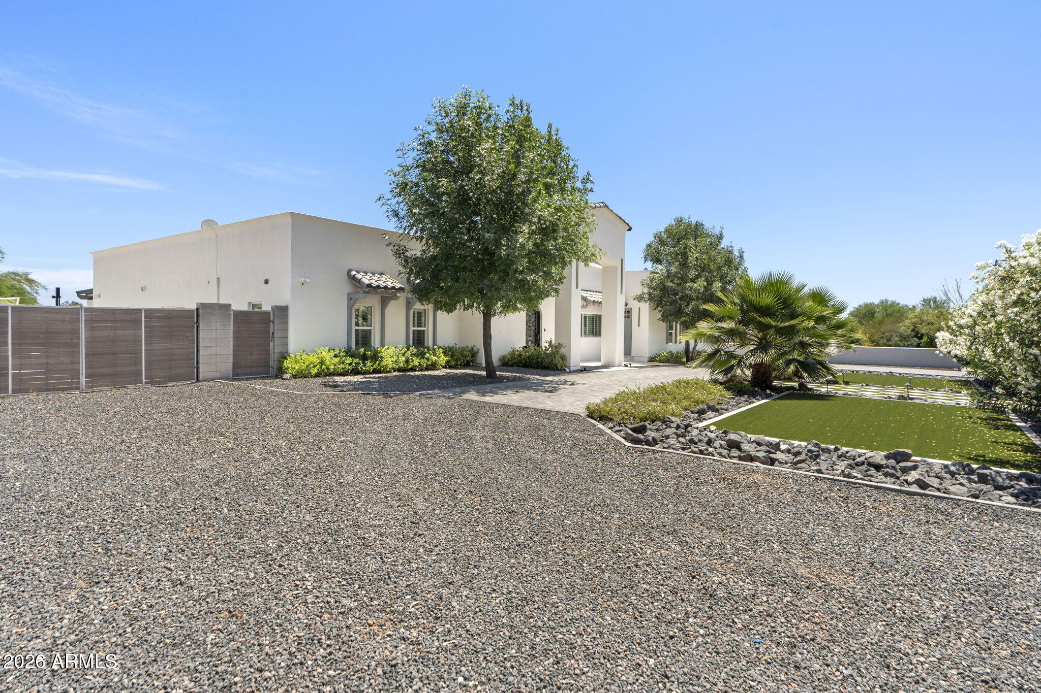 PARADISE VALLEY RANCHOS 2 - Residential