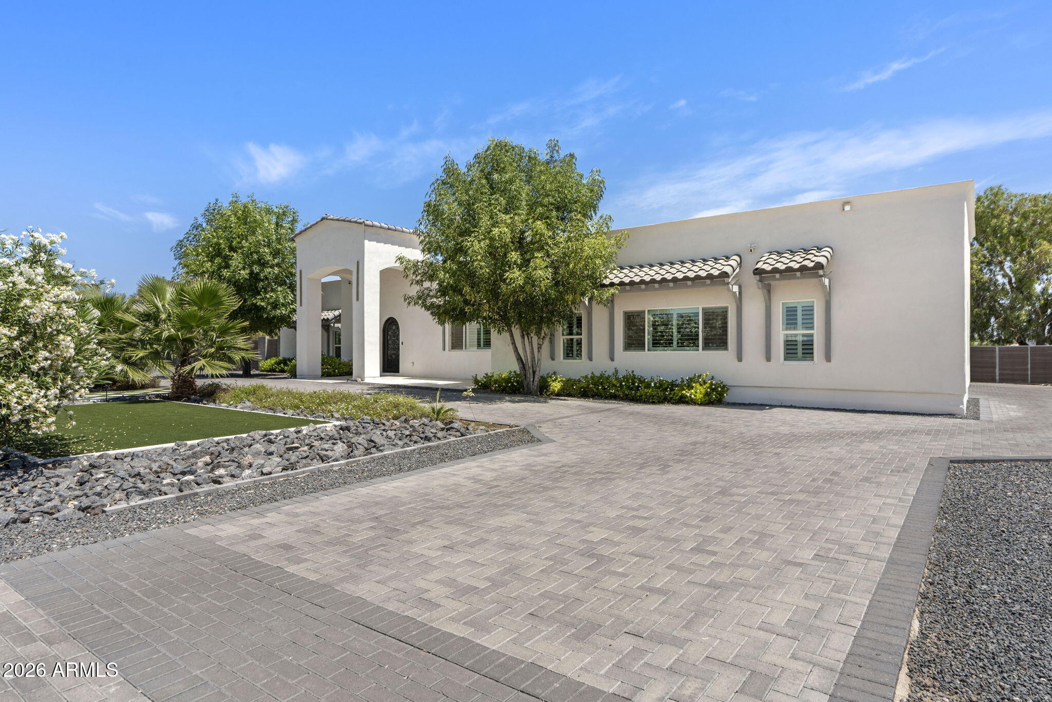 PARADISE VALLEY RANCHOS 2 - Residential