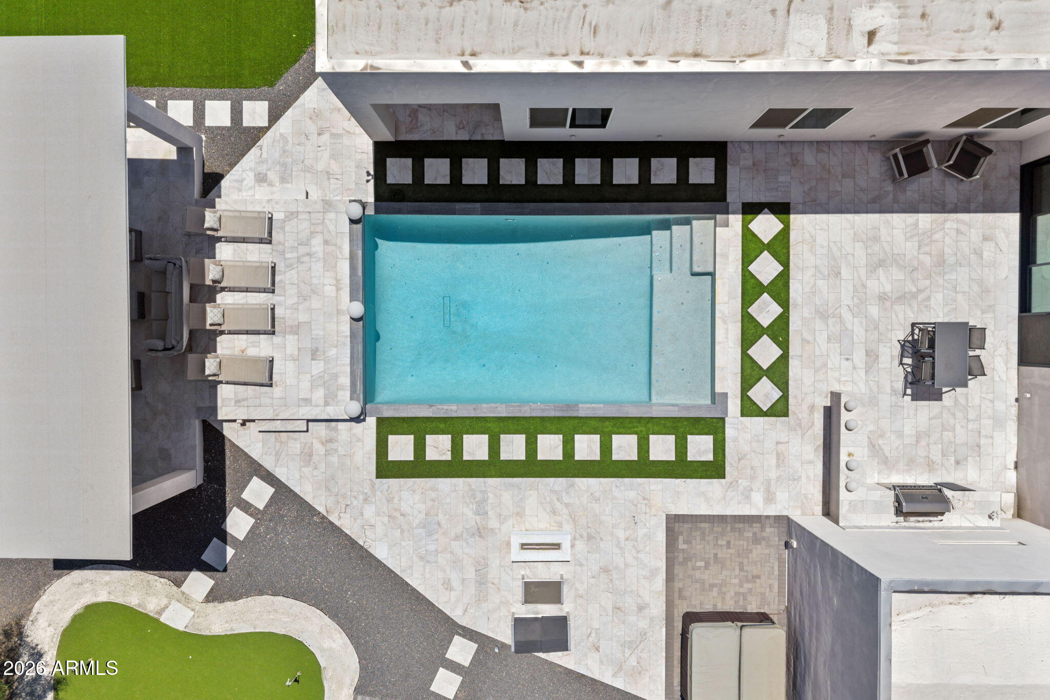 PARADISE VALLEY RANCHOS 2 - Residential