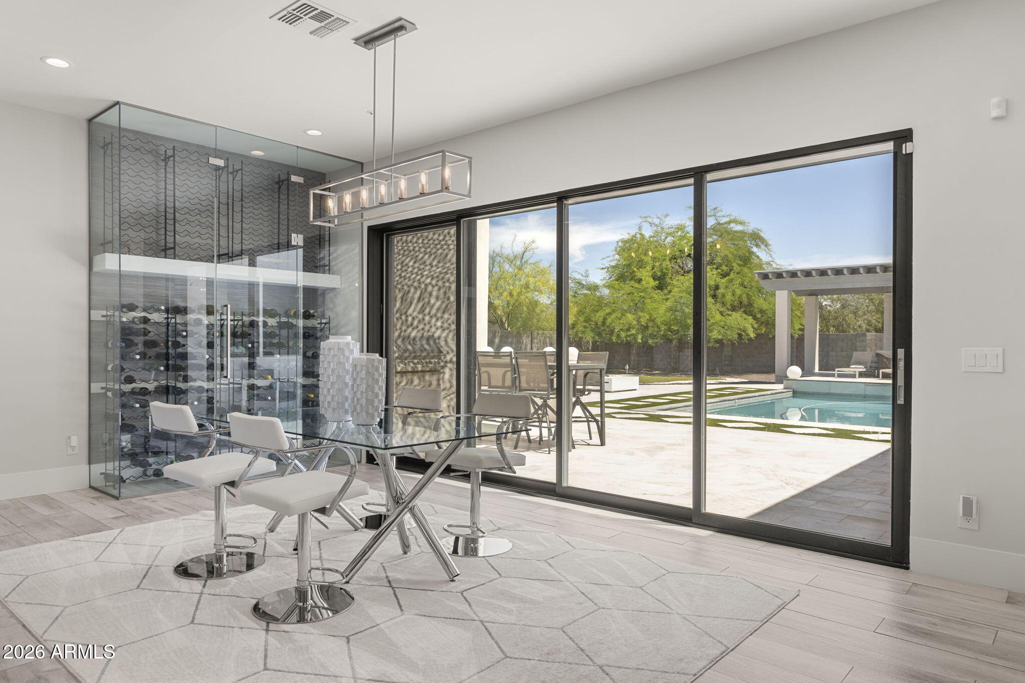PARADISE VALLEY RANCHOS 2 - Residential