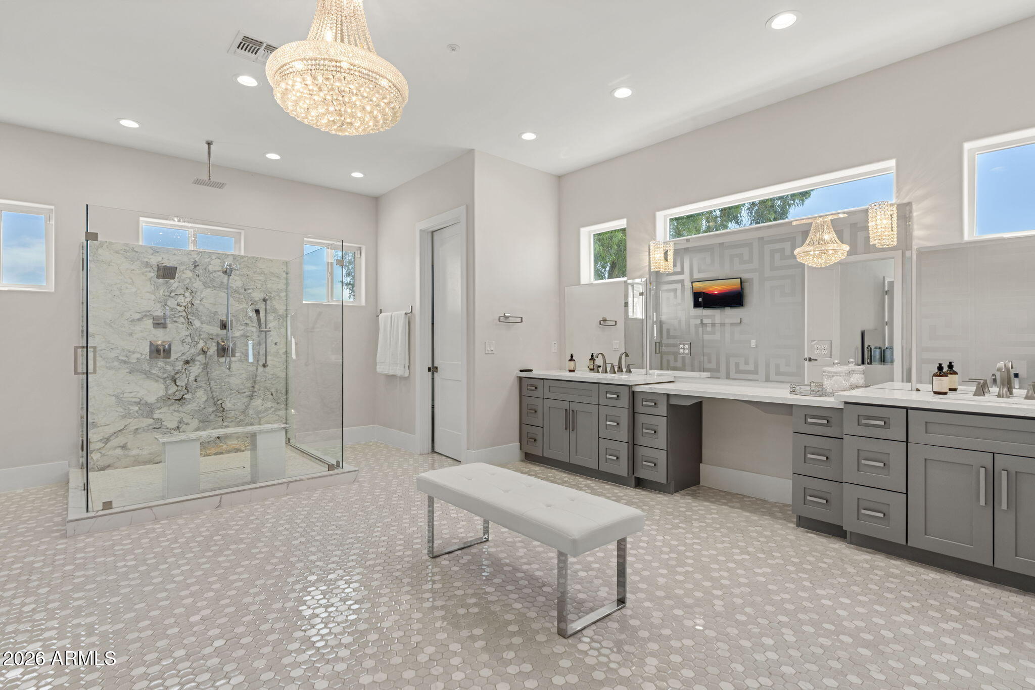 13613 N 76th Street 68