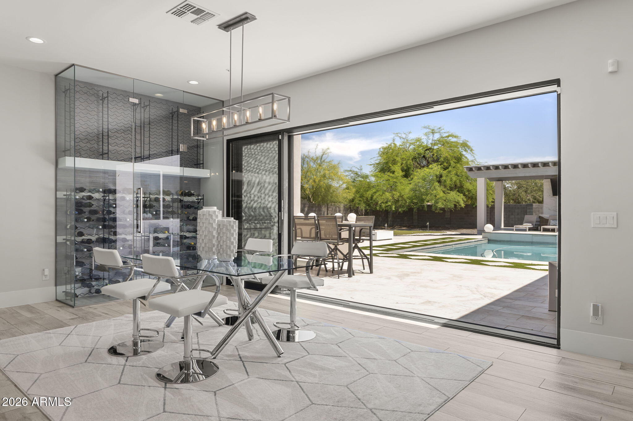 PARADISE VALLEY RANCHOS 2 - Residential