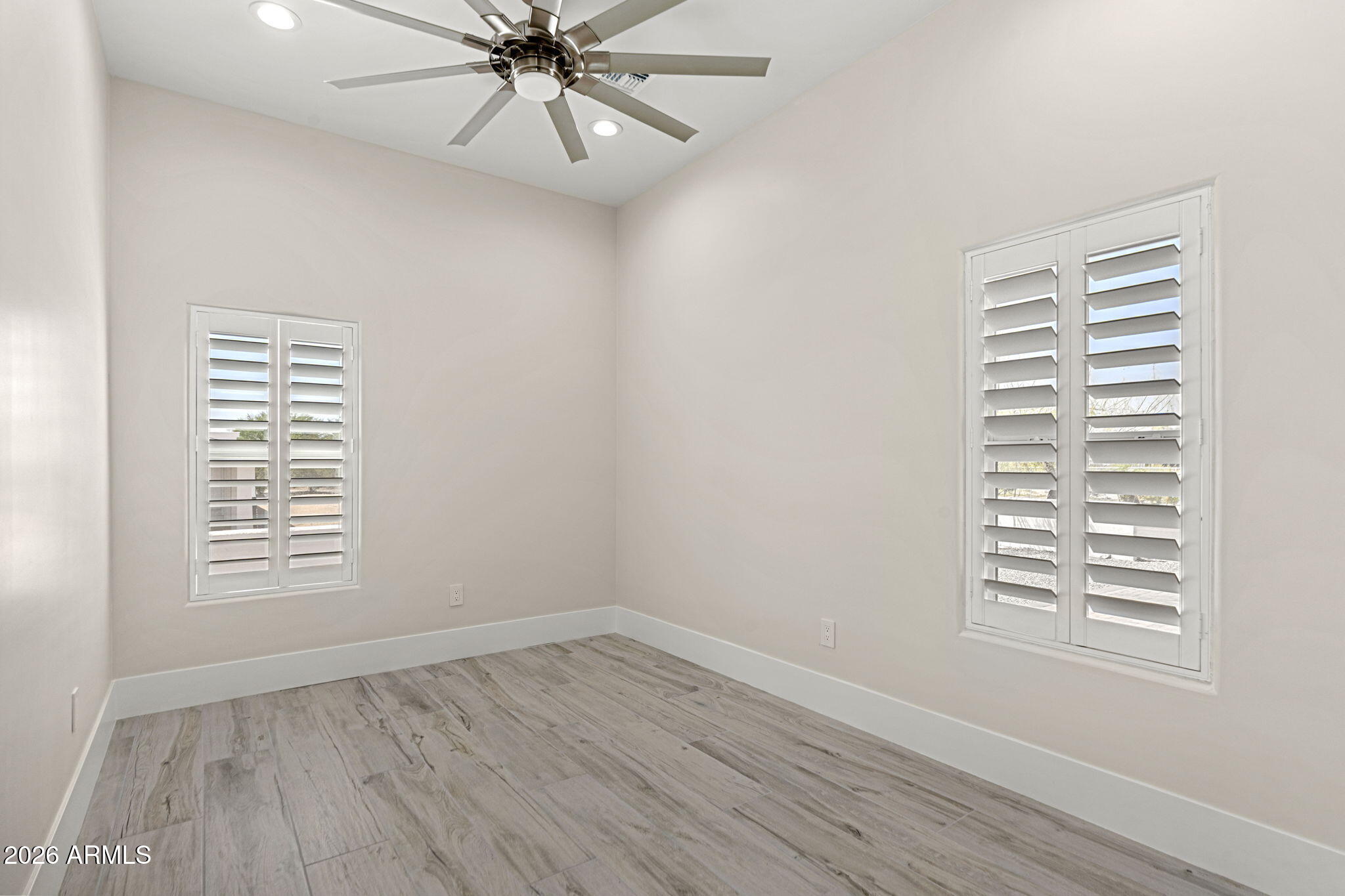 PARADISE VALLEY RANCHOS 2 - Residential