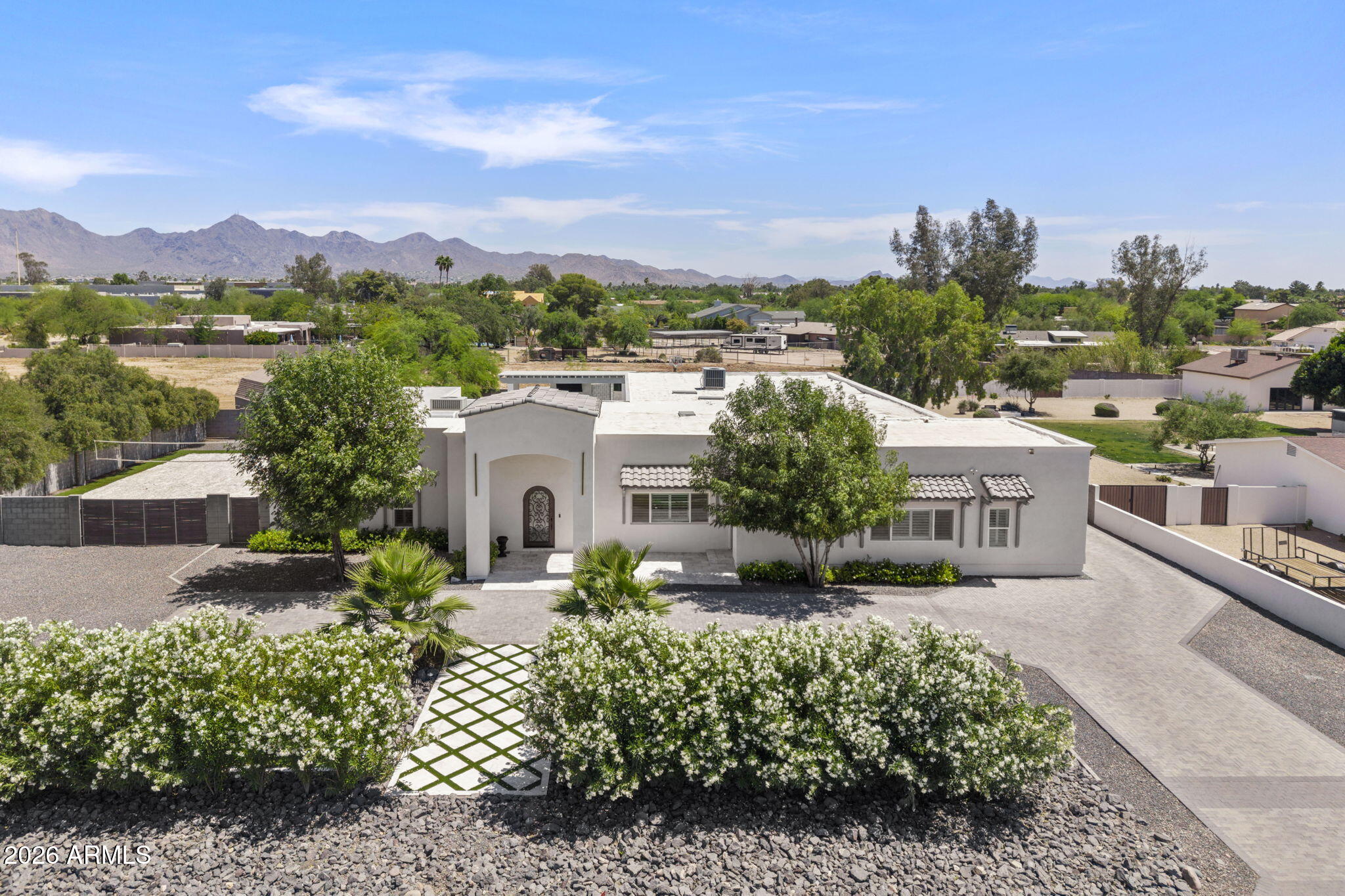PARADISE VALLEY RANCHOS 2 - Residential